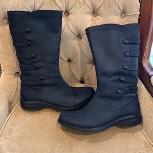 Merrell size 9 women’s tall, waterproof boots